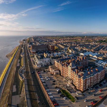 Imperial Hotel Blackpool Dış mekan fotoğraf