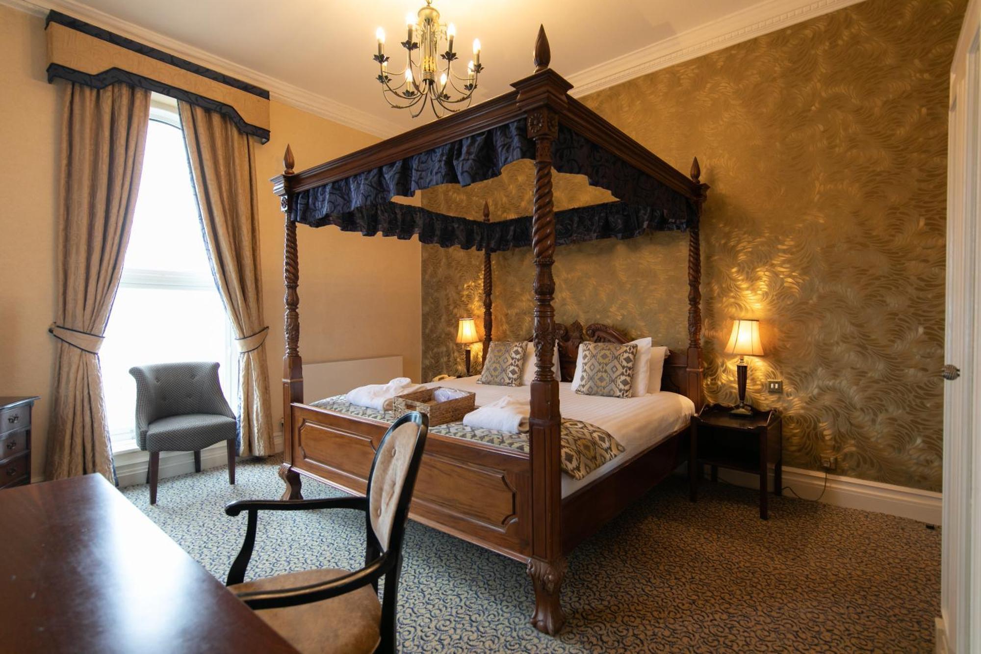 Imperial Hotel Blackpool Dış mekan fotoğraf